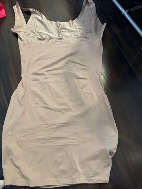 Assets By Spanx Sleeveless Shaping Slip in Light Blush